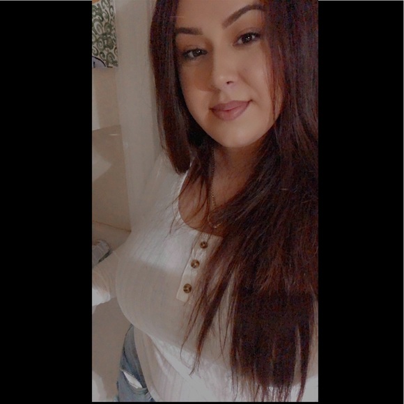 Meet your Posher, Brianna - Picture 1 of 1